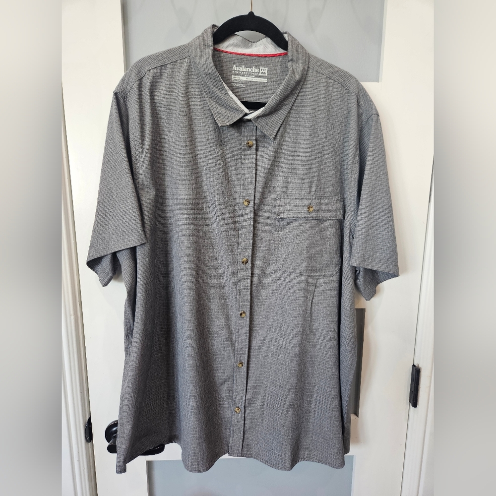 Avalanche Men's Charcoal Button Down Shirt